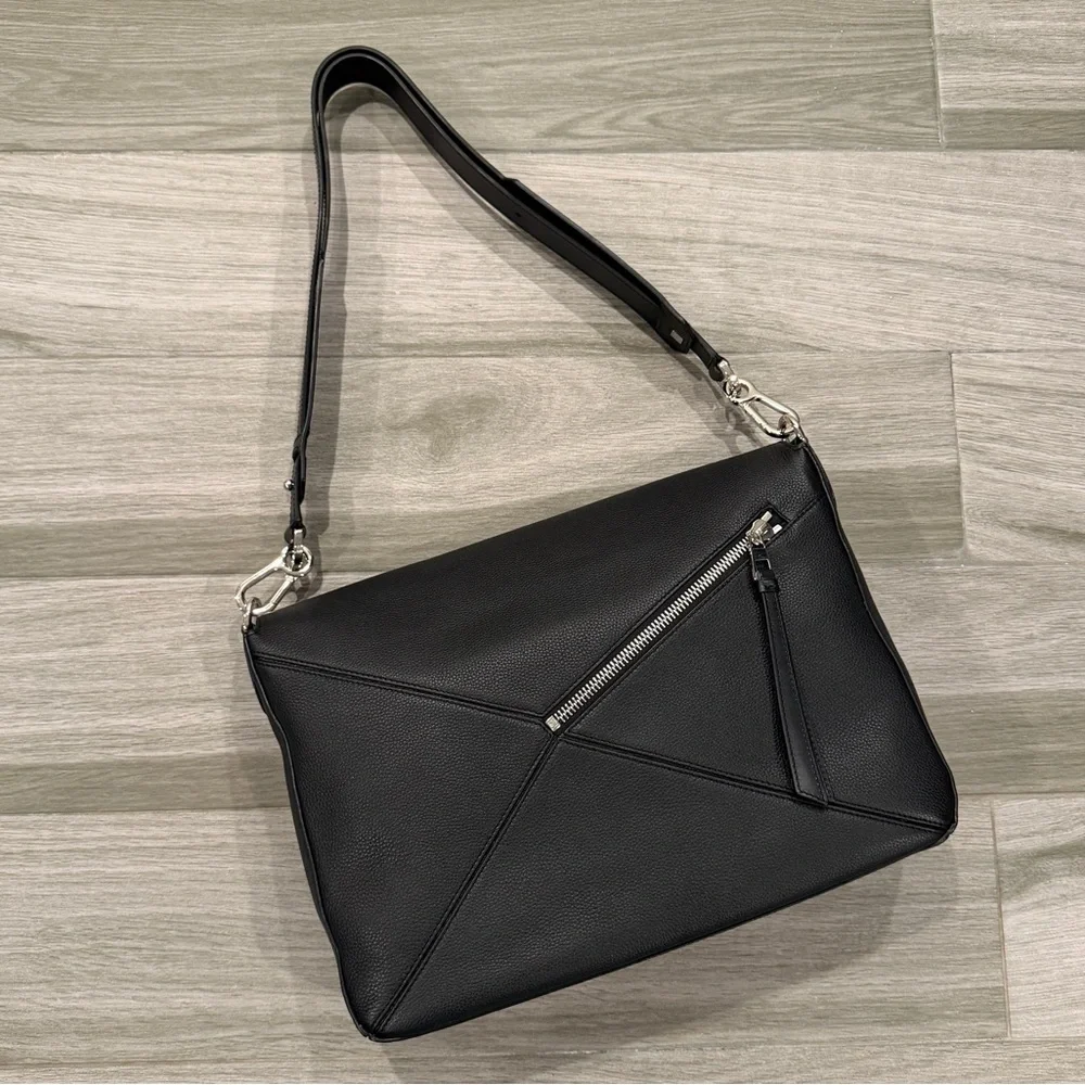 Loewe Puzzle Black Messenger Bag